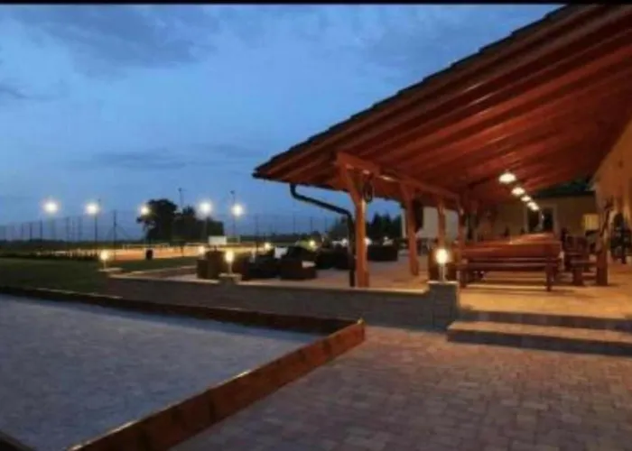 Apartman Karlov Dvor 3 Hotel *